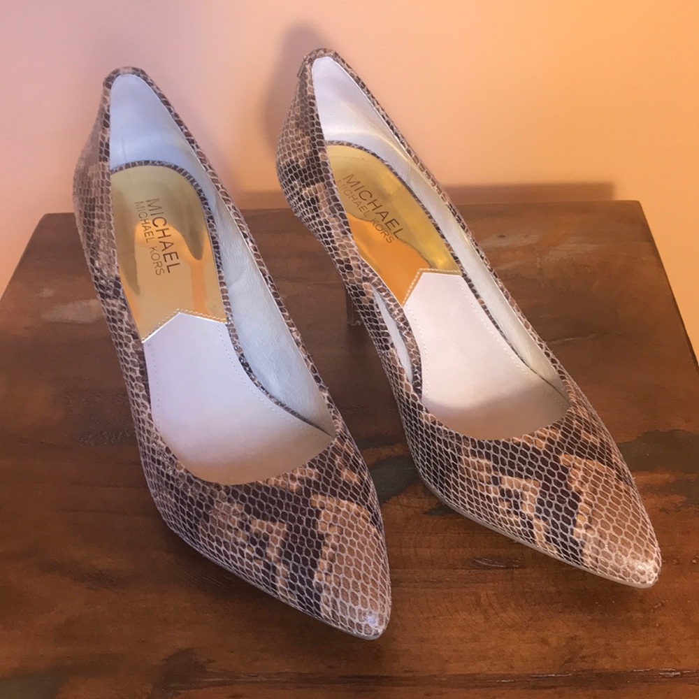 Michael Kors snakeskin pumps size 9.